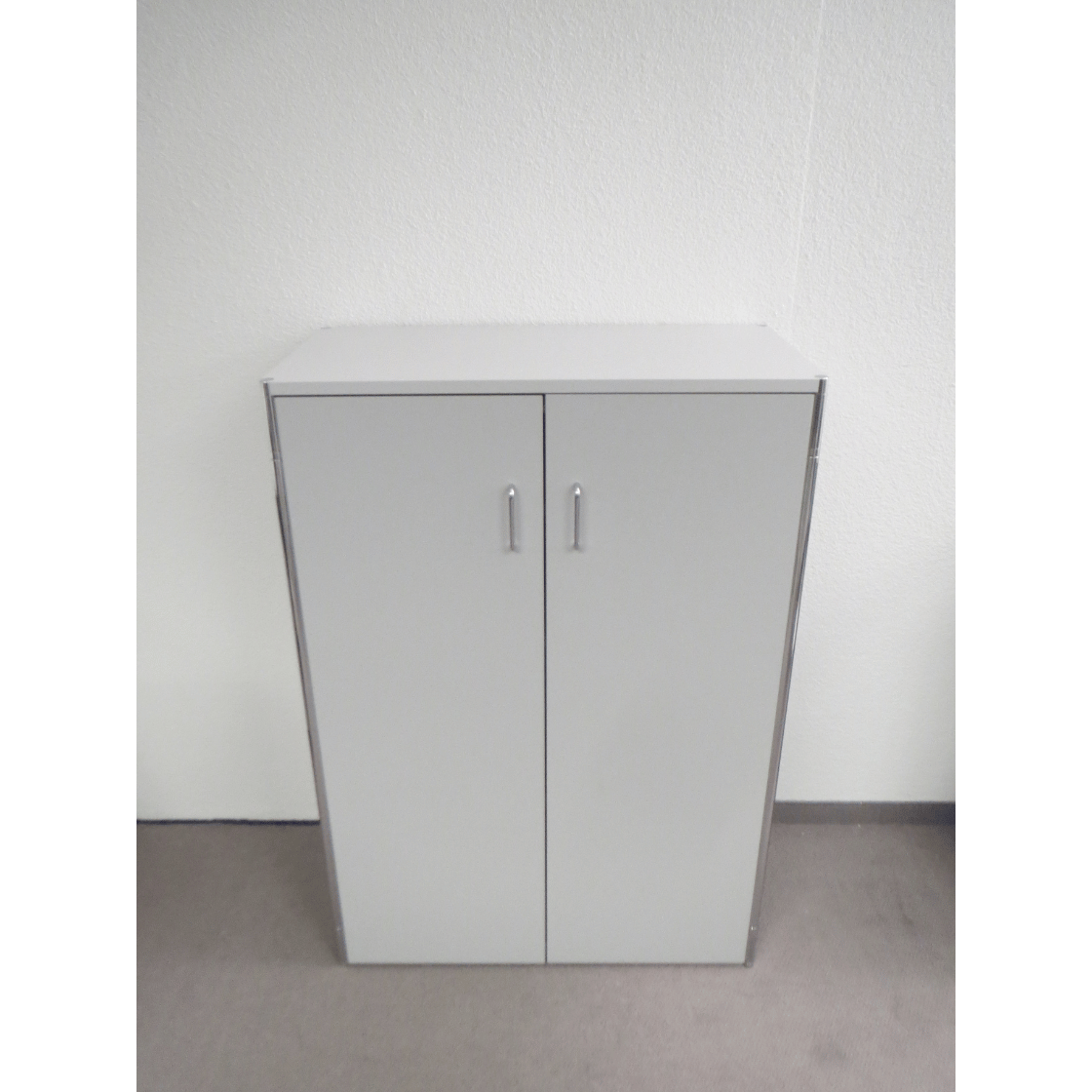 Flügeltürschrank von Ergodata Tosca 80 cm, 3 OH