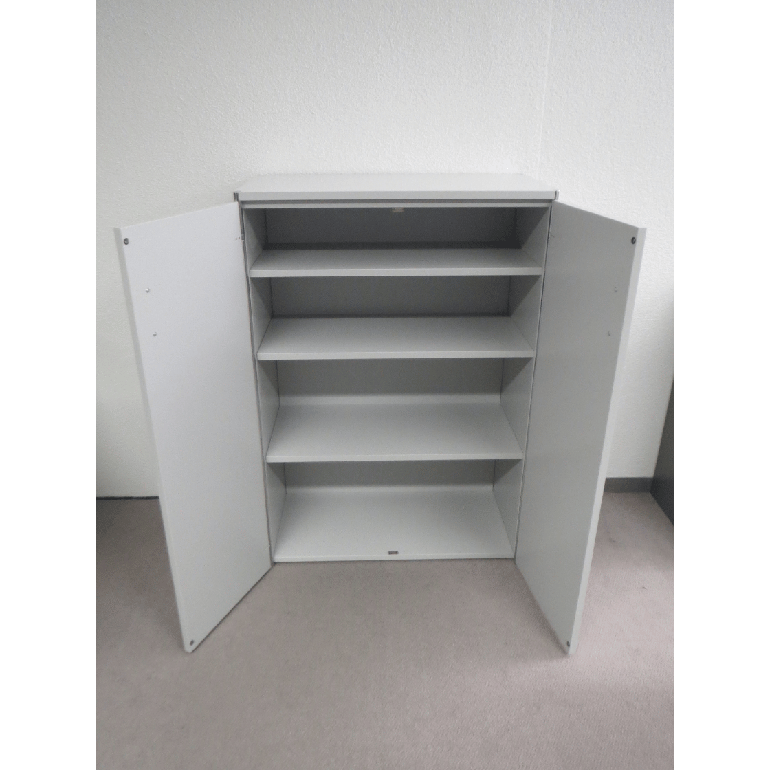 Flügeltürschrank von Ergodata Tosca 80 cm, 3 OH