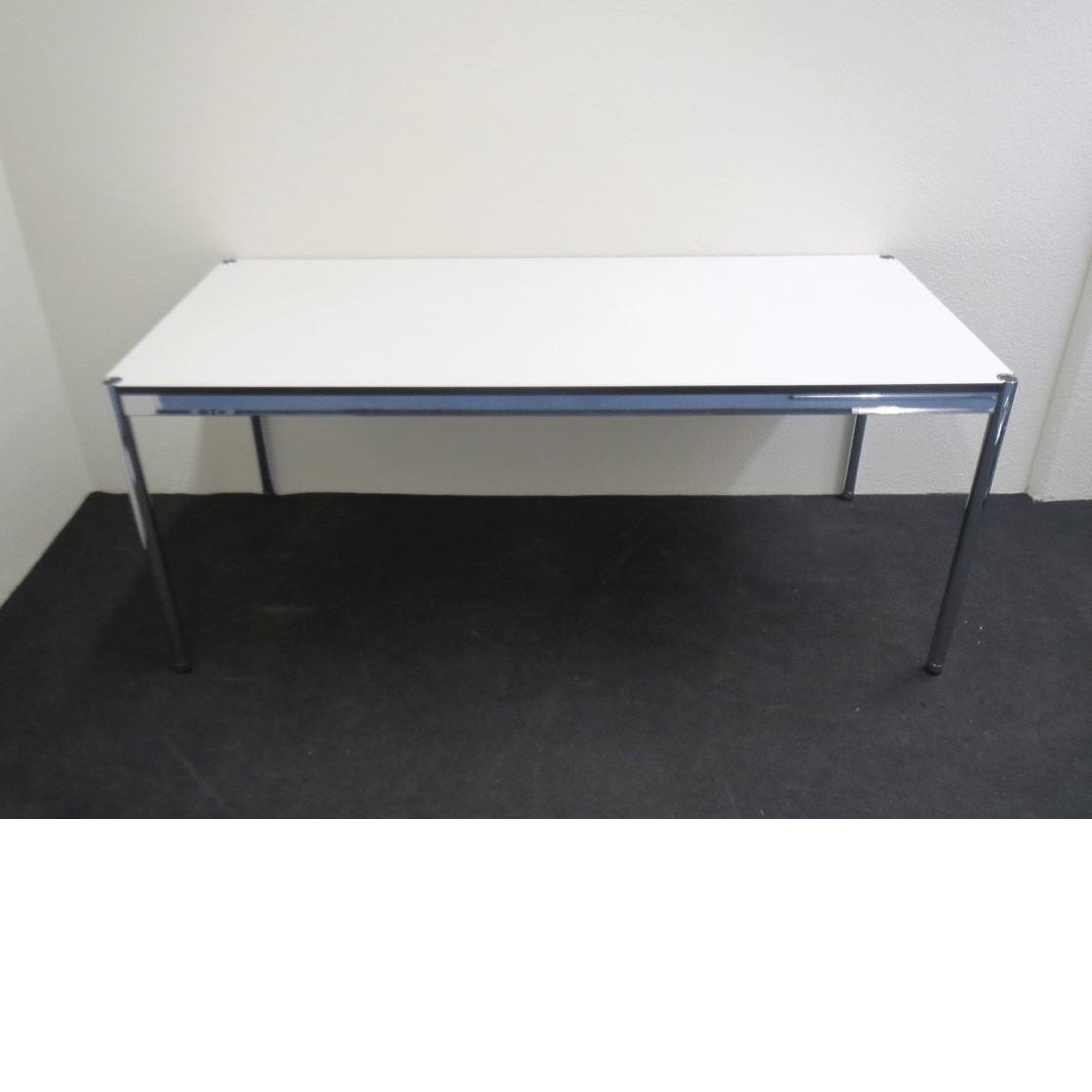 USM Haller Tisch Weiss – 175 x 75 cm