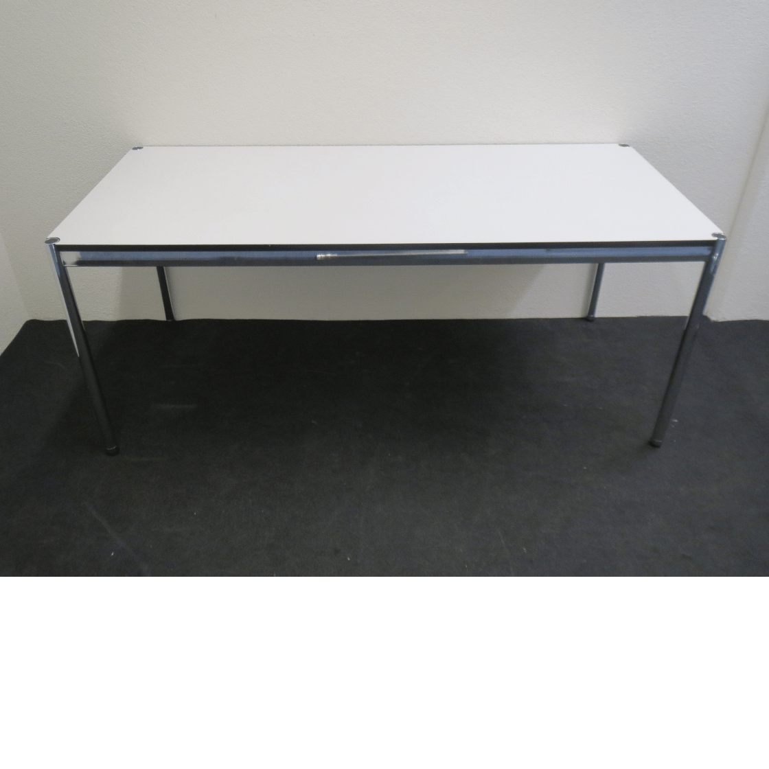 USM Haller Tisch hellgrau, 179 x 79 cm