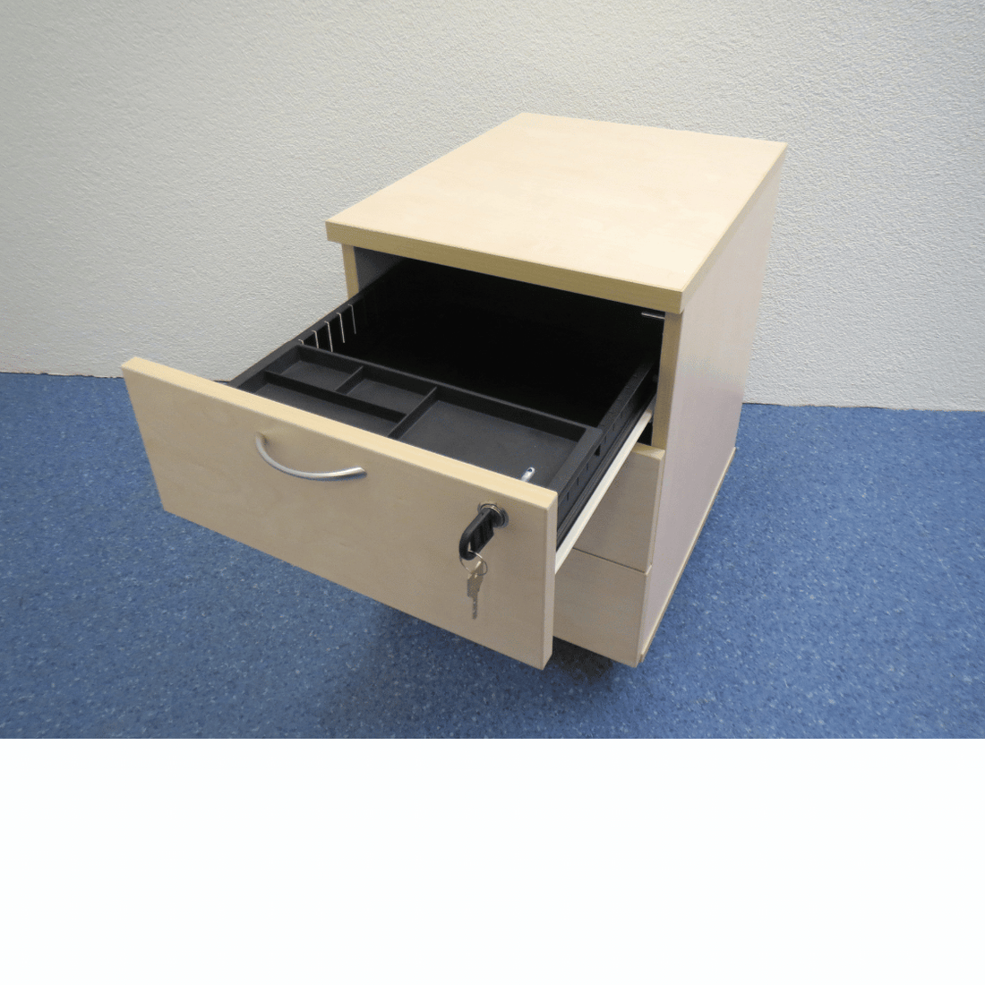 Korpus Ahorn Dekor von HN 666