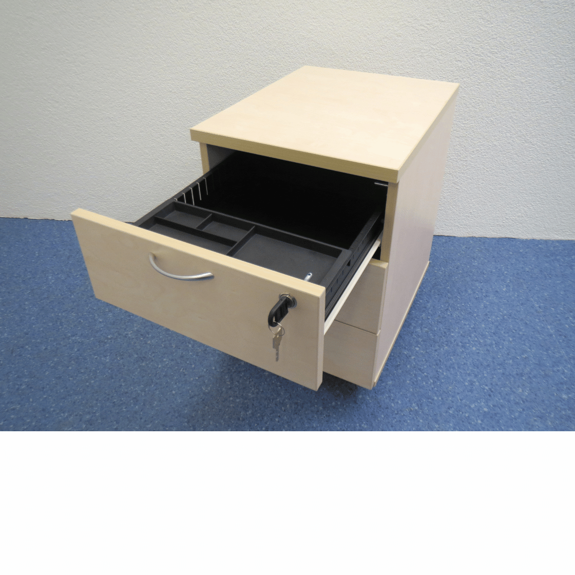 Korpus Ahorn Dekor von HN 666