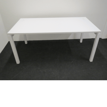 Bürotisch weiss von HN 160 x 80 cm mit repariertem Schaden