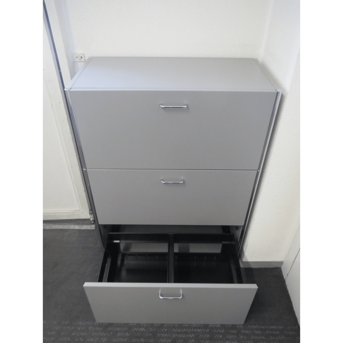 Ergodata Tosca HR-Schrank 80 cm, 3 OH hellgrau