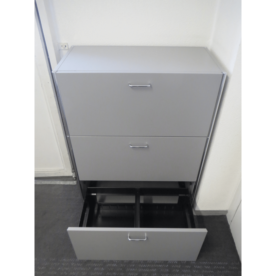 Ergodata Tosca HR-Schrank 80 cm, 3 OH hellgrau