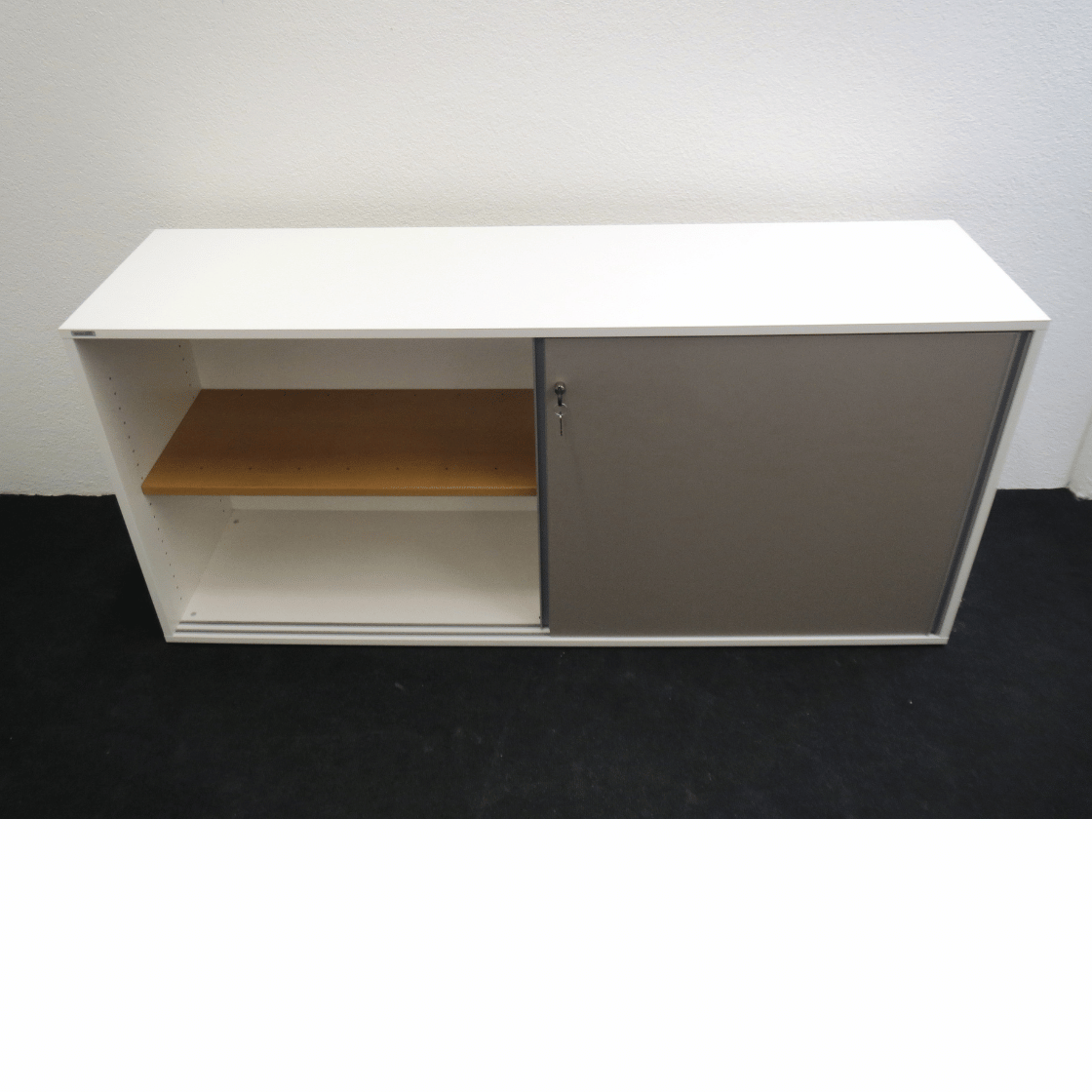 Schiebtürschrank von Wiesner Hager 160 cm, 2 OH