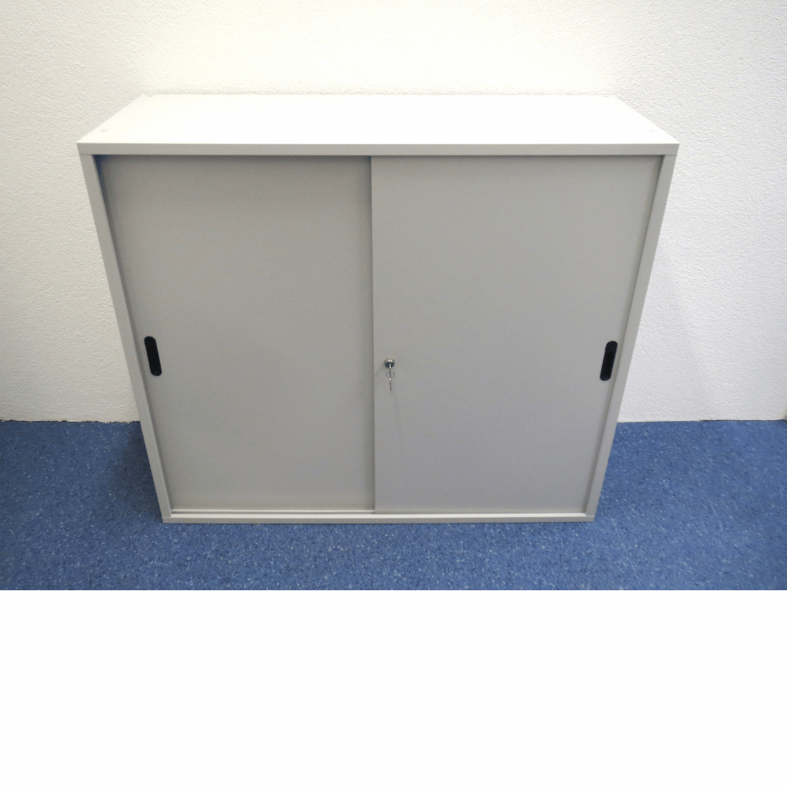 Schiebtürschrank hellgrau 120 cm, 3 OH