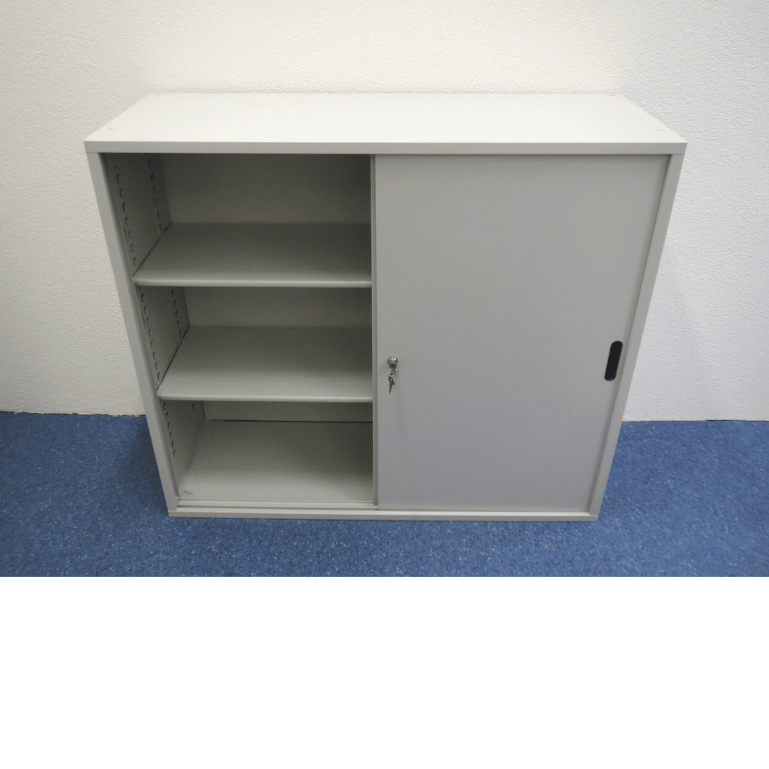 Schiebtürschrank hellgrau 120 cm, 3 OH