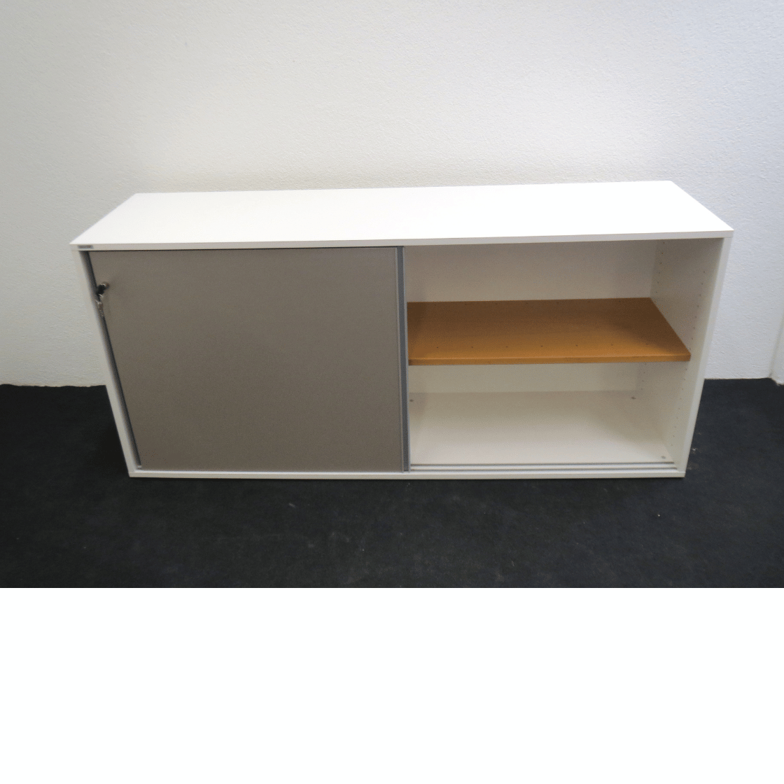 Schiebtürschrank von Wiesner Hager 160 cm, 2 OH