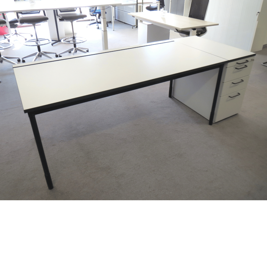 Arbeitstisch mit Anstellkorpus von Zimmerli 222 x 90 cm